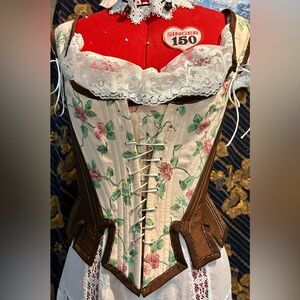 🐻🍂🪺🦉 FRONT / BACK  LACE UP STAY